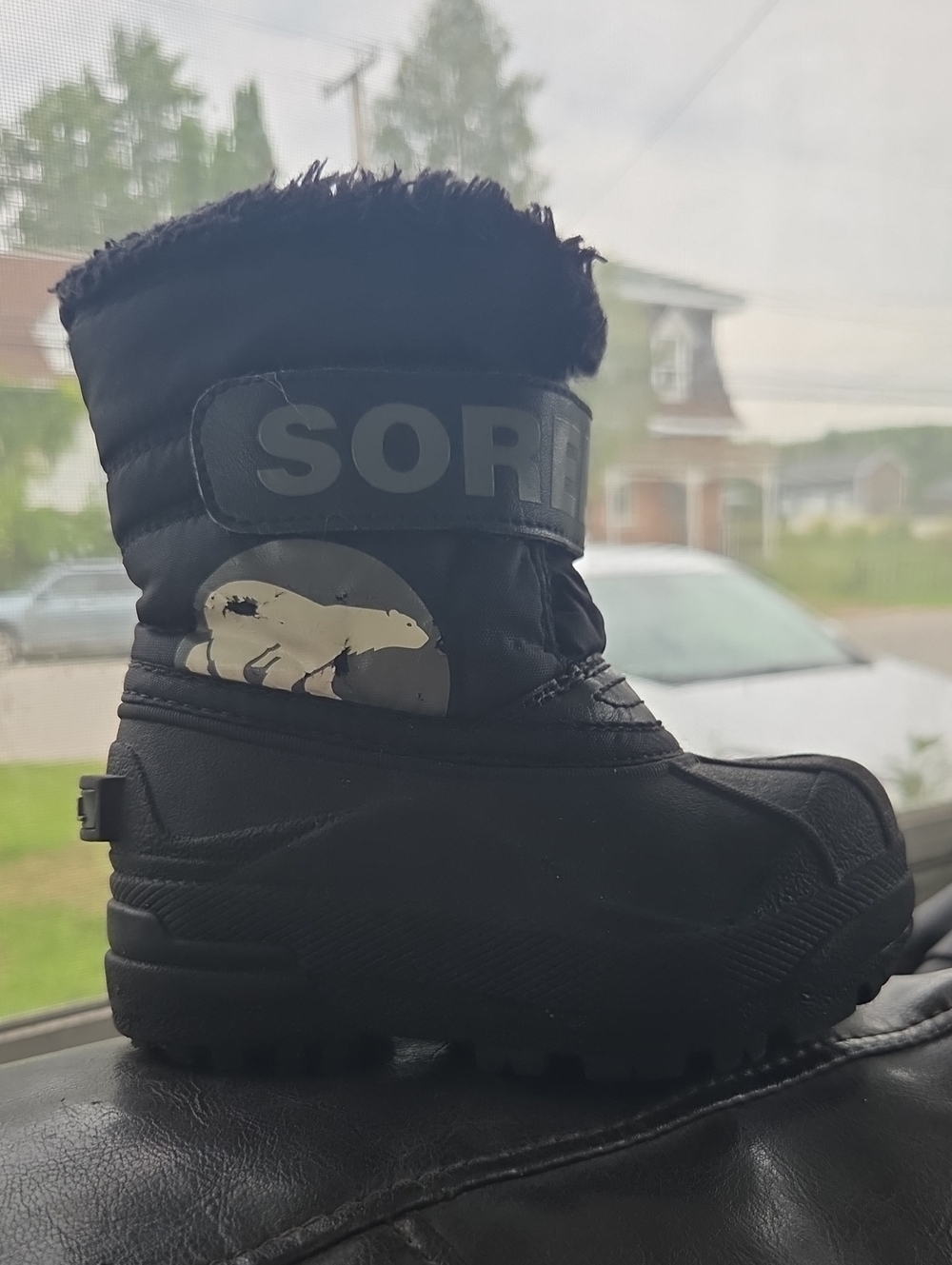 Sorel Kids Black Winter Snow Commander Boot Size 7
